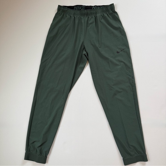Nike Other - Nike Form Dri-FIT Tapered Versatile Pants Olive Green Training Size L